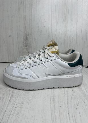 Оригінальнальні жіночі кросівки new balance