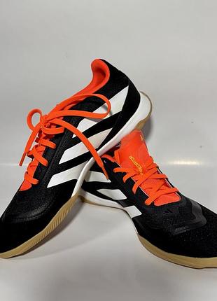 Новые бампы футзалки adidas predator league in размер 42 (26,5 см)