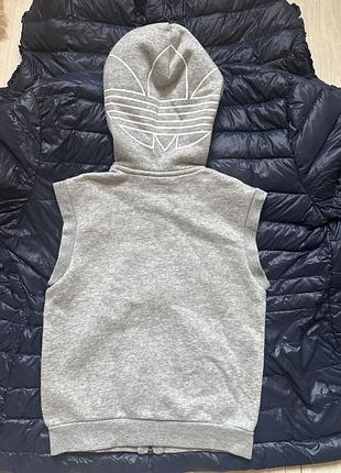 Утеплена жилетка adidas 10
