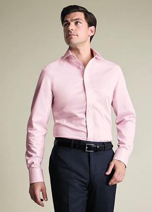 Чоловіча сорочка charles tyrwhitt non-iron greenwich weave cutaway shirt світло-рожева, розмір 43/89, з бавовни royal oxford
