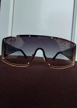 Винтажные солнцезащитные очки-маска градиент chanel shield sunglasses.