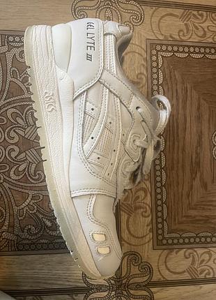 Кросівки asics білі 4