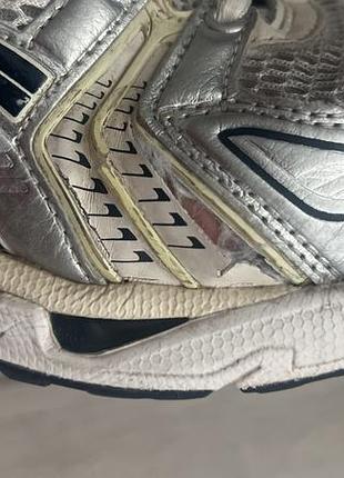 Кросівки asics для хлопця 9
