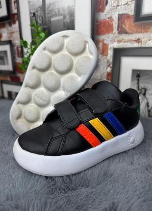 Дитячі кросівки для хлопчика кроси кроссовки черные адидас adidas р.27