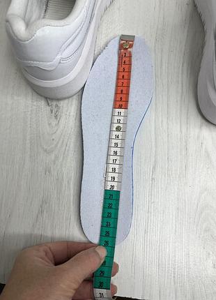Оригінальні кросівки new balance 7