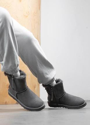 Жіночі ugg mini grey lacquer 2 zip 4