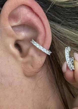 Каф-сережка на вухо tiffany в камінцях тіффані срібляста