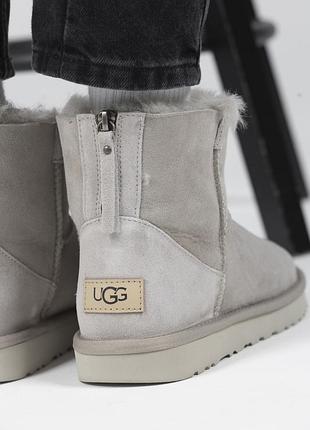 Жіночі ugg mini ligth grey zip 2