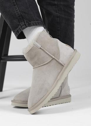 Жіночі ugg mini ligth grey zip 7