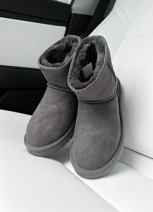 Жіночі ugg mini grey patent peel 6