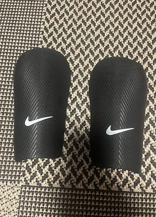 Щитки унісекс nike guard-ce black