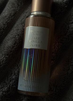 Парфумований спрей для тіла victoria's secret — bare vanilla bliss