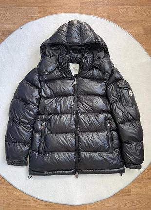 Пуховик moncler