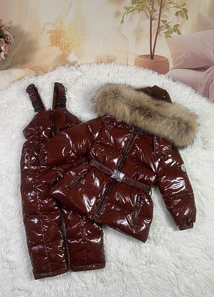 Зимовий комбінезон дитячий moncler з курткою з хутром та напівкомбінезоном, бордовий
