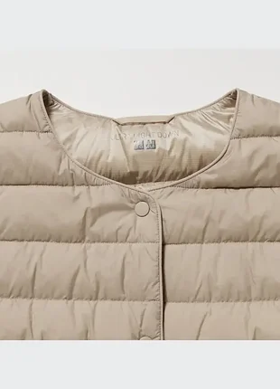Пухова жилетка uniqlo беж 5