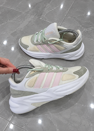 Жіночі кросівки бренд adidas оригінал.  р. 41 (26 см)