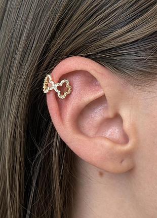 Кафф-серьга на ухо van cleef цветок в камешках ван клиф золотистая