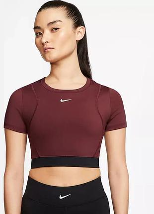 Бордовий кроп-топ nike pro aeroadapt оригінал