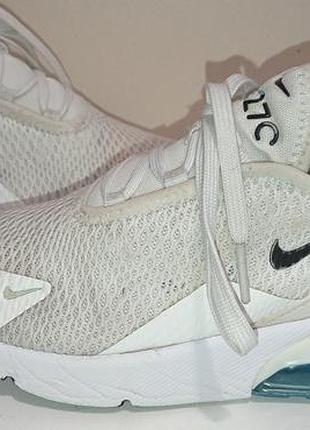 Брендові дихаючі ,легкі кросівки nike.