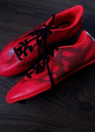 Бутси чоловічі adidas червоні