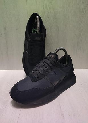 Кросівки new balance 40- устілка 25 см