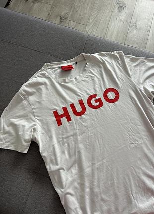 Стильна футболка hugo 4