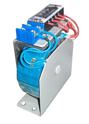 Повышающий трансформатор 220/380 в 4