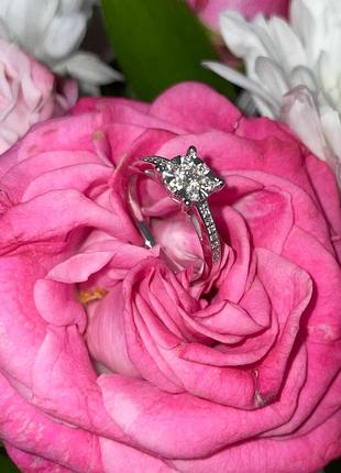 Эксклюзивна золота каблучка укрзолото з діамантами 0.33 ct (сертифікат, чек)