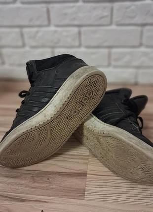Кроссовки adidas демисезонные 2
