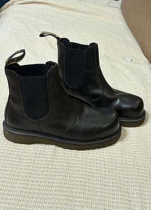 Взуття dr. martens icon 2228