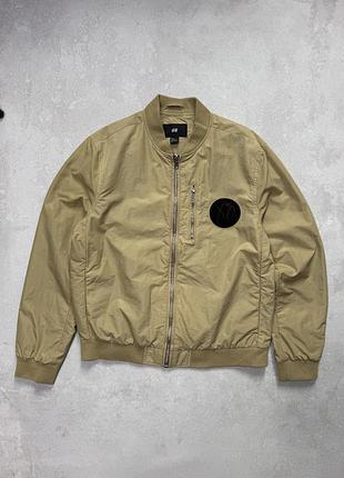 Стильний чоловічий бомбер h&m колекції weeknd x.o.
