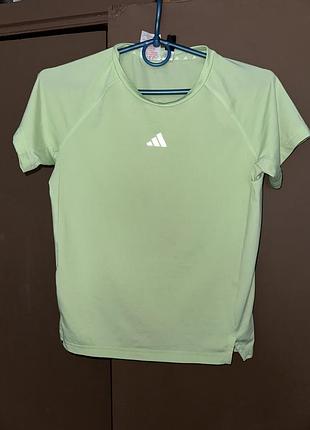 Футболка adidas