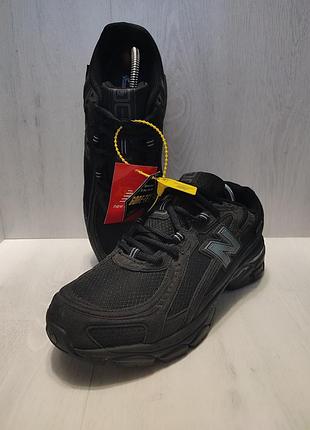 Кросівки new balance 44 - устілка 28,5 см