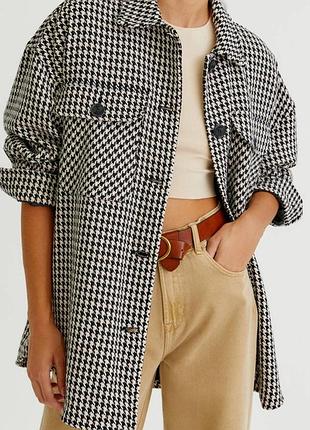 Женский оверсайз-жакет/пальто pull &amp; bear в классическом гусином лапке (houndstooth)