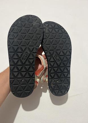 Босоніжки teva 38(24см) 2