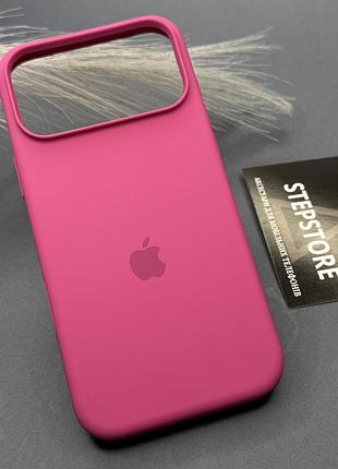 Чехол для iphone 17 pro max silicone case с микрофиброй силиконовый противоударный малиновый