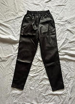 Шкіряні штани