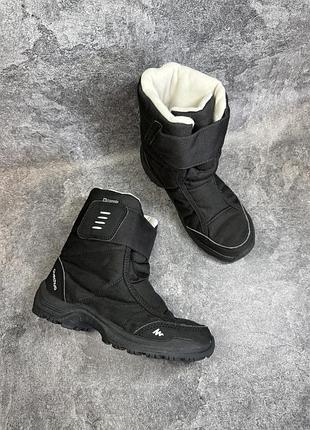 Зимові водонепроникні чоботи quechua waterproof на липучці