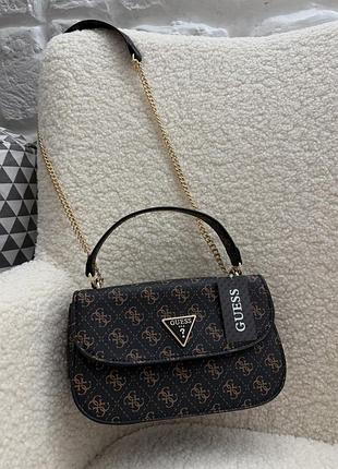 Сумка для жінок guess коричнева з регульованим ремінцем