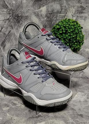 Жіночі тенісні кросівки nike city court 7 gs, 37,5/24 см