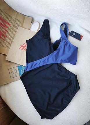 Суцільний купальник із чашками reebok р.l