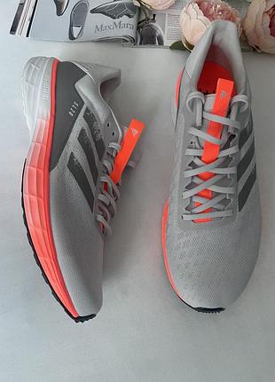 Шикарні кросівки від adidas sl20