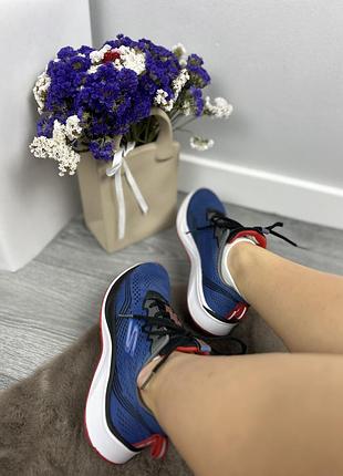 Оригінальні унісекс кросівки skechers