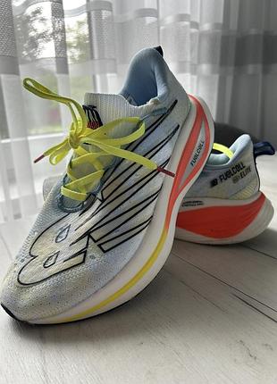 Кросівки чоловічі new balance fuelcell supercomp elite v3 london edition світло-блакитні