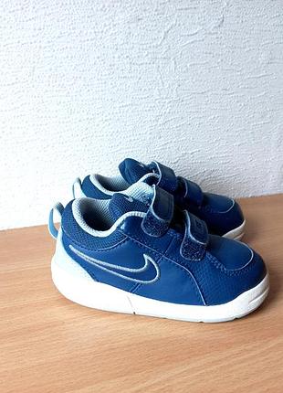Отличные кроссовки nike 23.5 р. стелька 14,7 см.