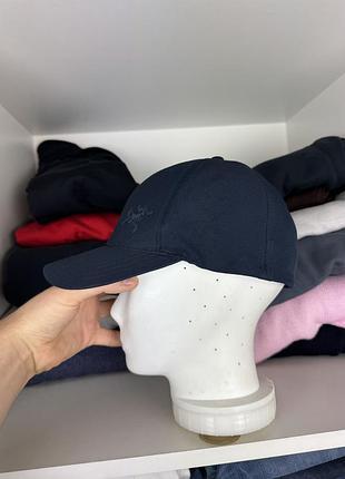 Оригінальна кепка arcteryx 3