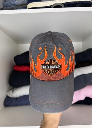 Оригінальна кепка harley davidson flame 2