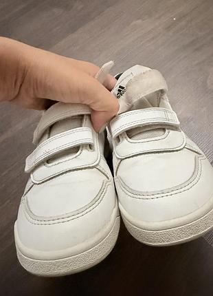 Кросівки adidas 4