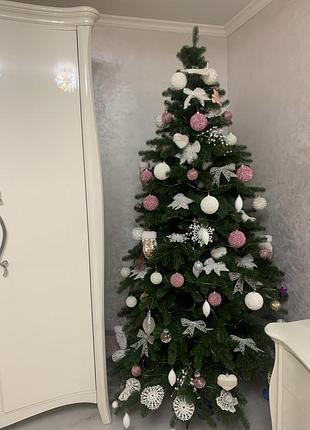 Ялинка штучна лита з іграшками рожево білі 1.80 м.