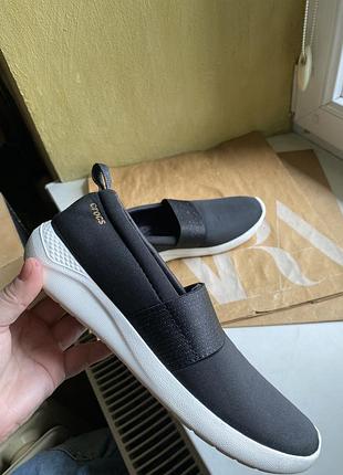 Кроссовки crocs w8 38 размер